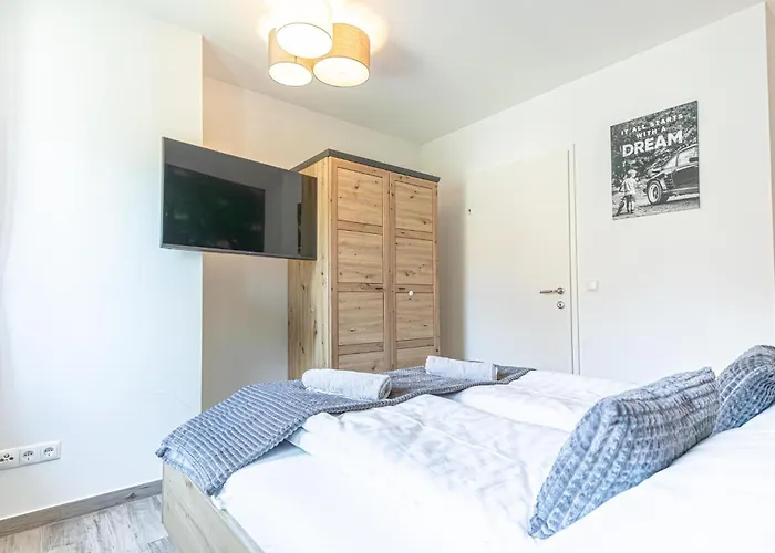 Apartmán 9 Min To Center, Modern 1br & 1lr With Balcony & Smart Tv *